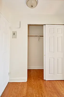 Rented by Compass | media 22