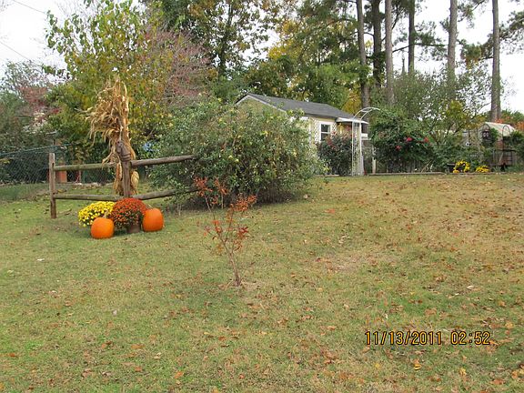 3rd image of 3472 McChoen Dr