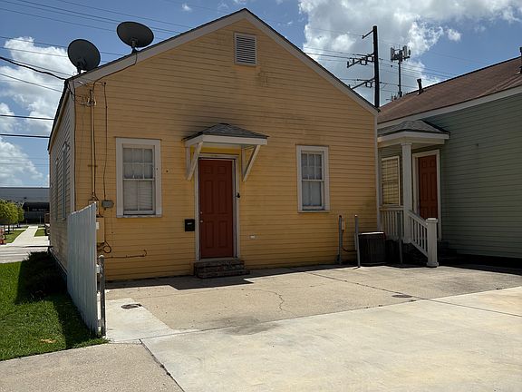 2nd image of 506 Soniat St