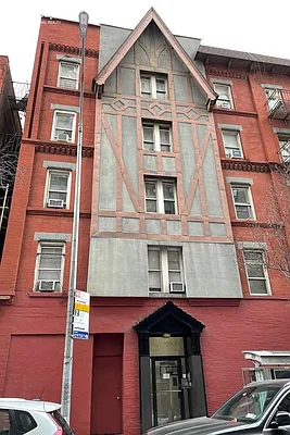 Rented by Sotheby's International Realty | media 12