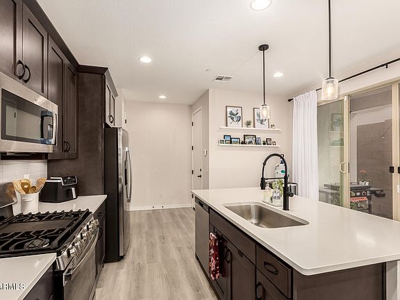 4th image of 2916 N CLANTON Street