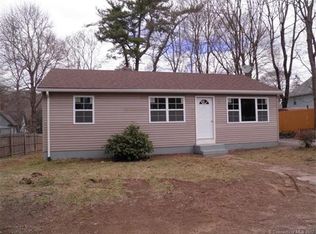 14 Brown St, Putnam, CT 06260
