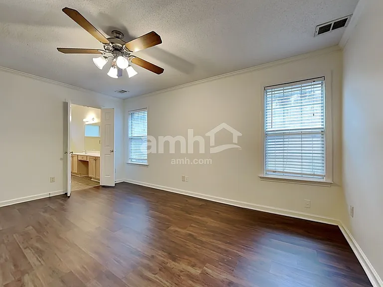 6889 Show Boat Ln — Photo 8