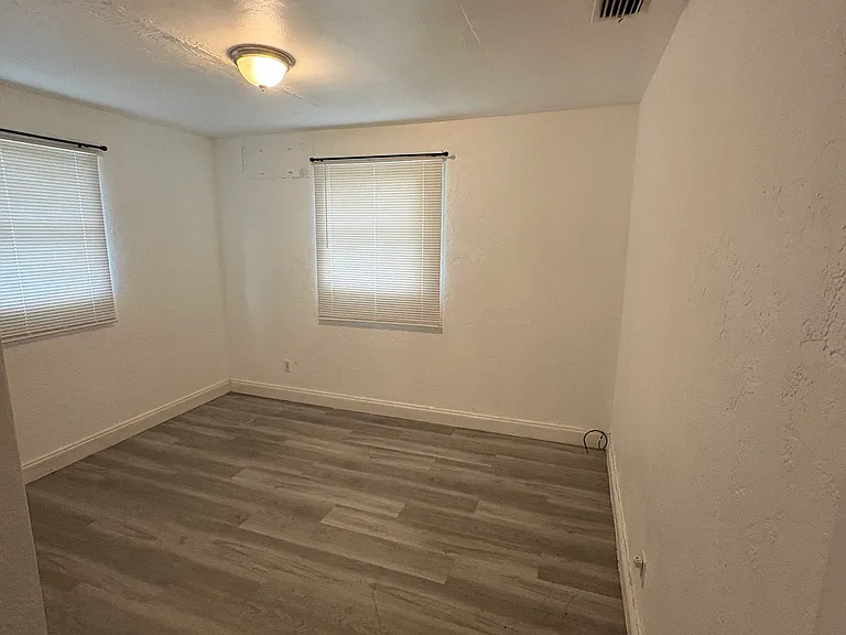 834 School St #2 — Photo 10