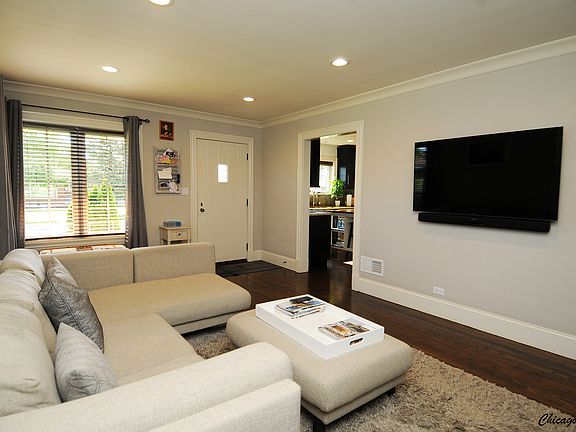 5th image of 2626 Park St