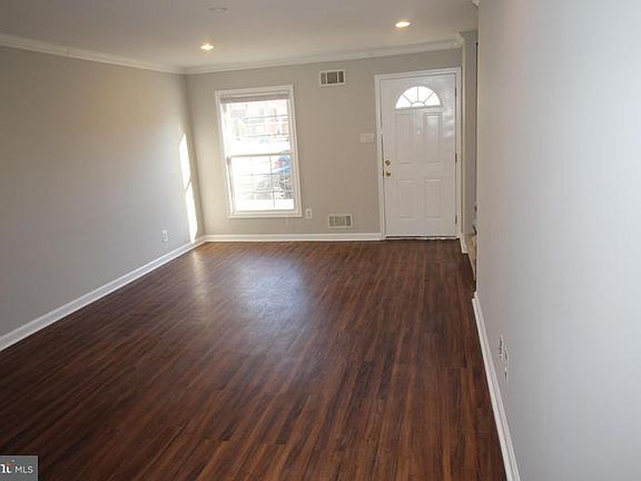 4th image of 1828 Arwell Ct