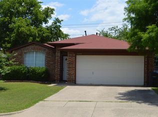 6808 Buenos Aires Dr, North Richland Hills, TX 76180