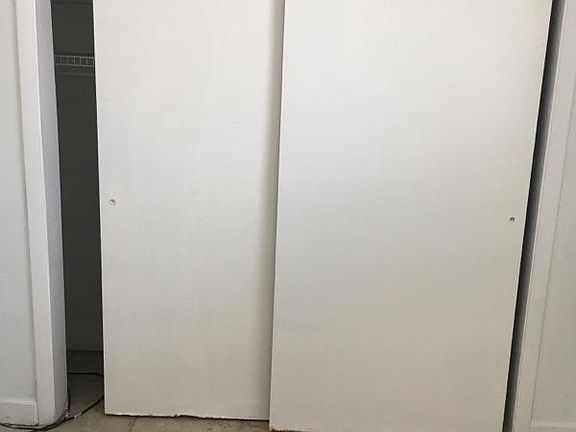 4th image of 13695 NE 3rd Ct APT 4