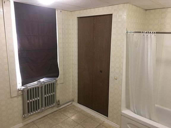 5th image of 105 Lillooet St W #328