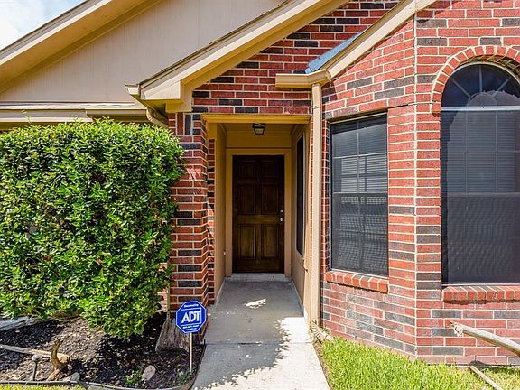 2nd image of 7511 Cavesson Dr