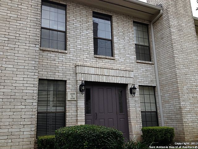 1st image of 2611 EISENHAUER RD #1208