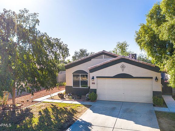 3rd image of 8721 W Bobby Lopez Dr