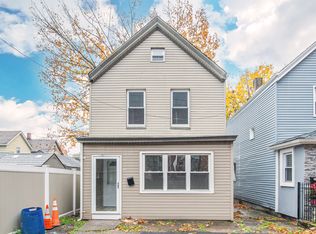 11 Wilscot St, Passaic, NJ 07055