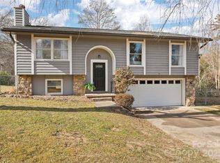 67 Overlook Rd, Asheville, NC 28803