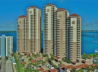 2104 W 1st St APT 2702, Fort Myers, FL 33901