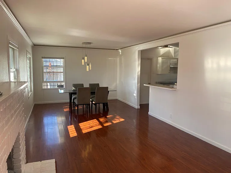 383 S Baywood Ave — Photo 6