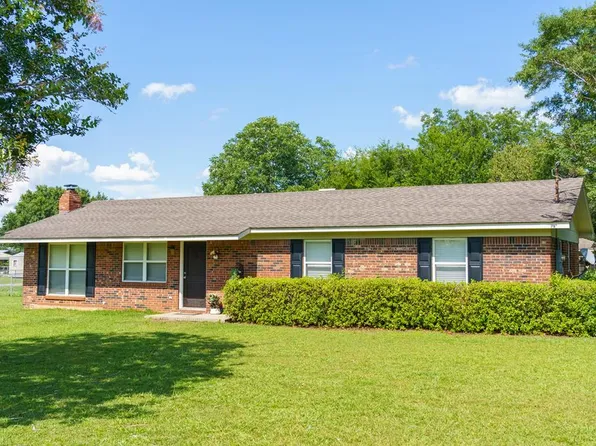 228 Drury Ln, Dothan, AL 36305