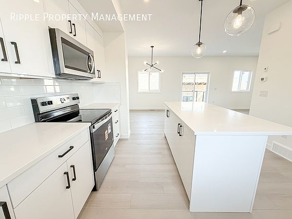 4th image of 273 Sage Hill Cir NW