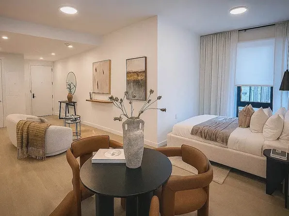 2201 Beverley Road image 3 of 7