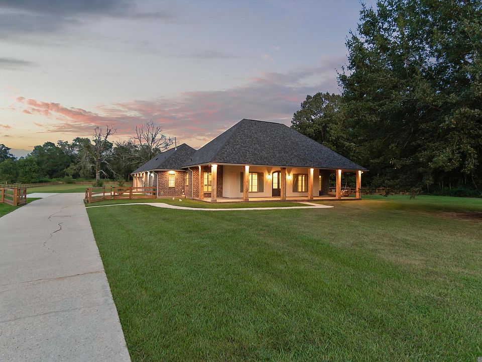 25560 Oak Hill Rd, Denham Springs, LA 70726 | Zillow