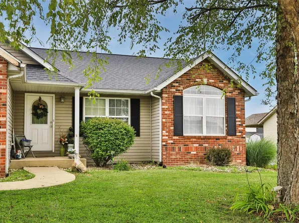 67 Stonebrooke, Troy, IL 62294