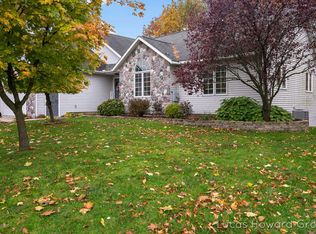 2439 Nolan Ave NW, Grand Rapids, MI