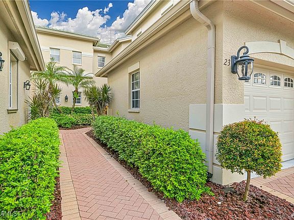 2nd image of 604 Vintage Reserve Ln #23-B