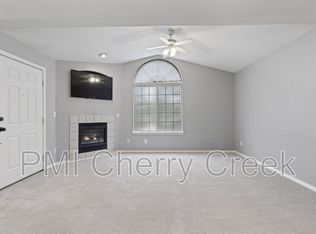 8757 E Dry Creek Rd UNIT 1521, Centennial, CO 80112
