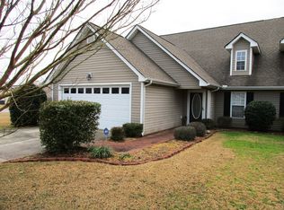 174 Emily Dr, Winterville, NC 28590