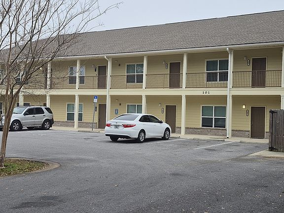 3rd image of 101 Church Ave SE #204