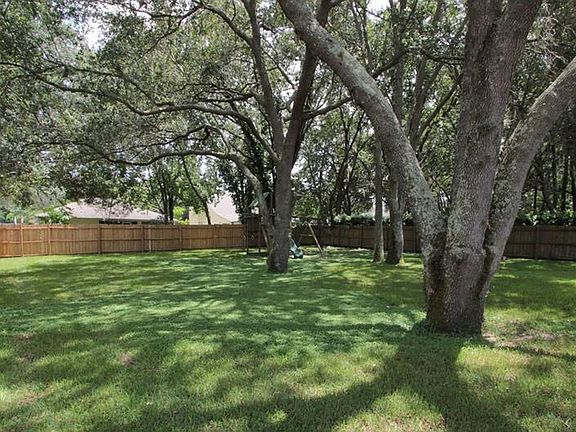 2nd image of 16213 Barrineau Pl
