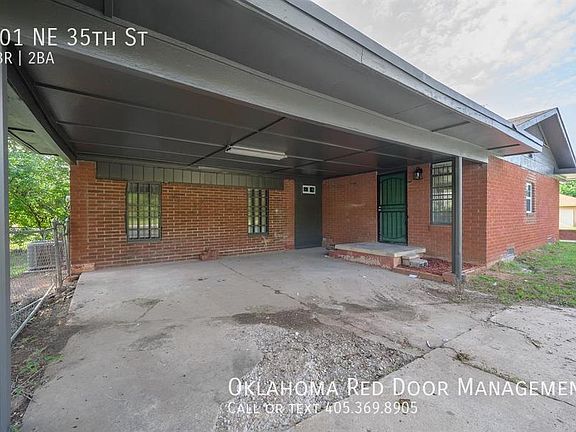 2nd image of 801 NE 35th St