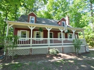 2645 Mistwood Forest Dr, Chester, VA 23831