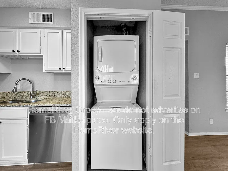 4748 Old Bent Tree Ln #302 — Photo 7