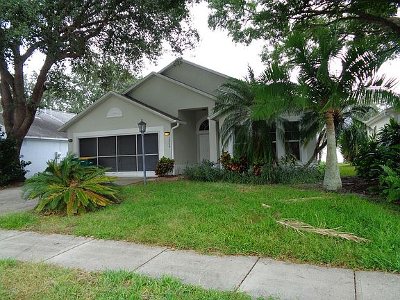 2nd image of 2600 Alicia Ln