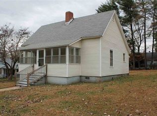 11 D St, Inman, SC 29349