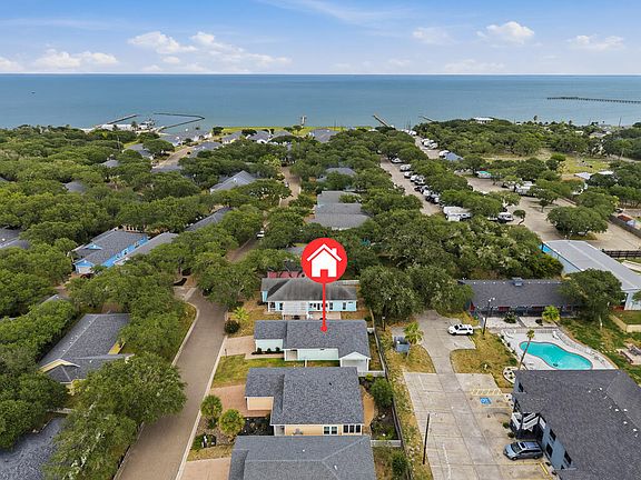 3rd image of 7 Primrose Dr