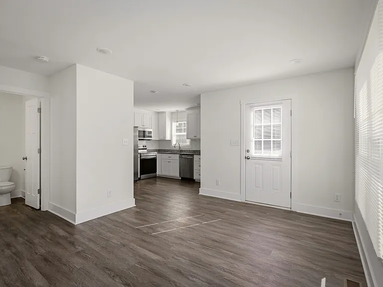 15508 Richmond St — Photo 12