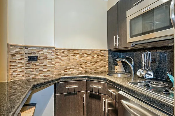 Rented by Brown Harris Stevens | media 9