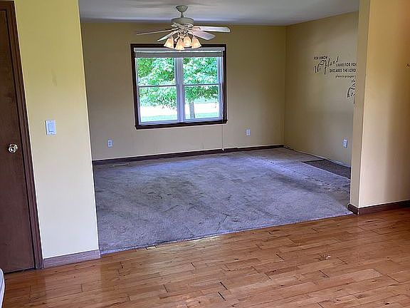 5th image of 1130 Royal Bounty Ln