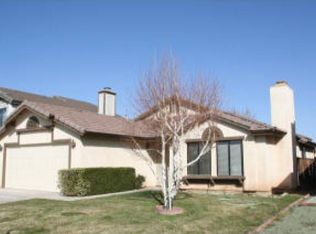 12377 Driftstone Dr, Victorville, CA 92392