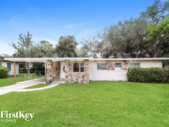 3204 Rogero Rd, Jacksonville, FL 32277