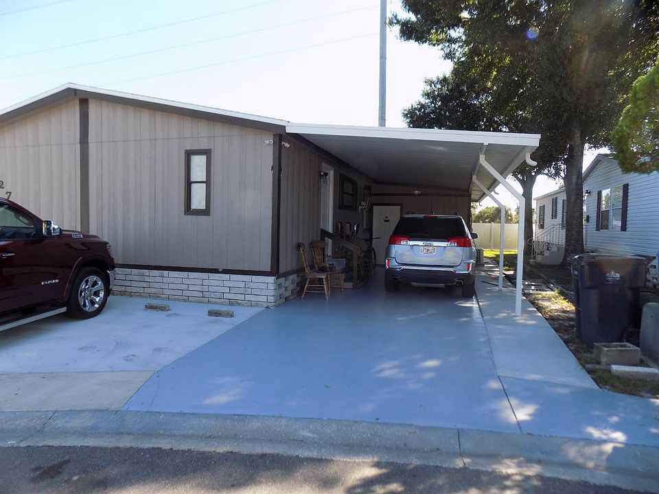 1st image of 8827 Waterway Dr