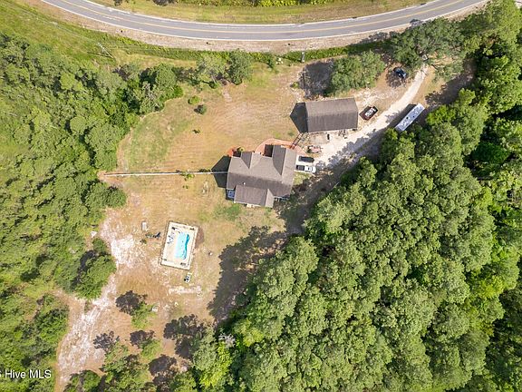 4th image of 1560 Stanbury Road SW