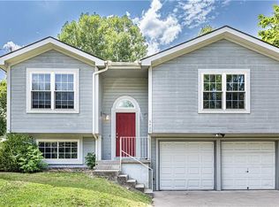 8408 Pershing Rd, Raytown, MO 64138