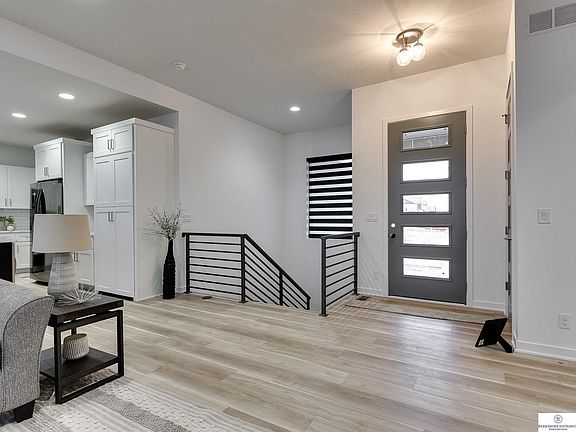 4th image of 28510 Jessie Cir