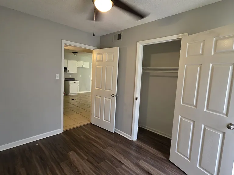 5343 Clinchport Cir — Photo 11