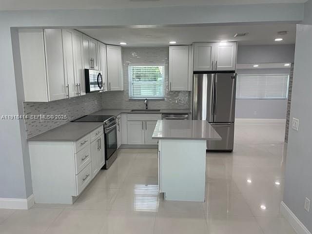 1st image of 40 NE 48th Ct #10