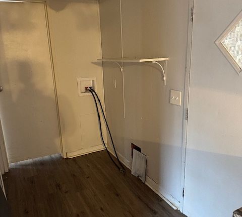 3rd image of 40 Lee Road 631