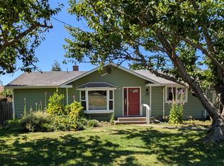 329 Walker St, Port Townsend, WA 98368